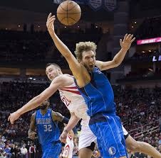 新华社快讯丨荷兰队打破短道速滑混合团体接力世界纪录